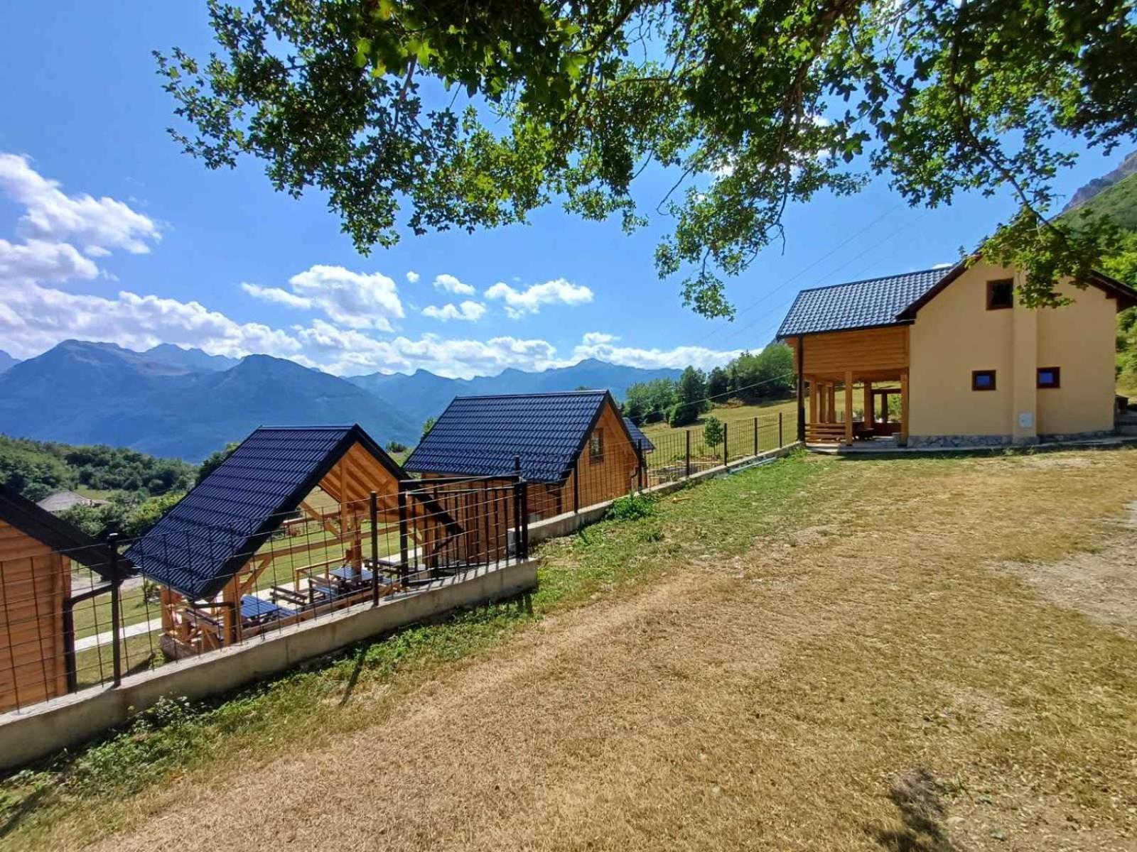 Soulrest Ekoresort - Mehov Konak Gusinje Экстерьер фото